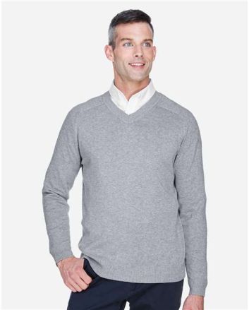 Devon & Jones Men's V-Neck Sweater D475