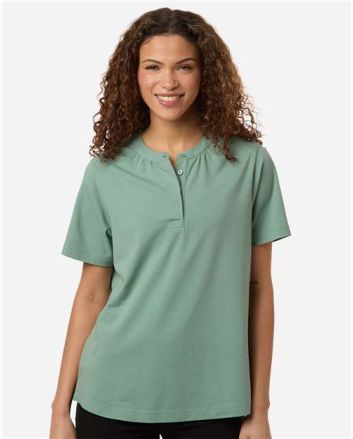 Devon & Jones Women's Seaton Pebble Textured Polo DG102W