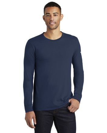 Nike Core Cotton Long Sleeve Tee. NKBQ5232