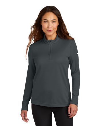 Nike Women's Essential 1/2-Zip Cover-Up NKHM7969