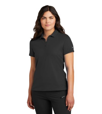Nike Women's Victory Solid Polo NKDX6685